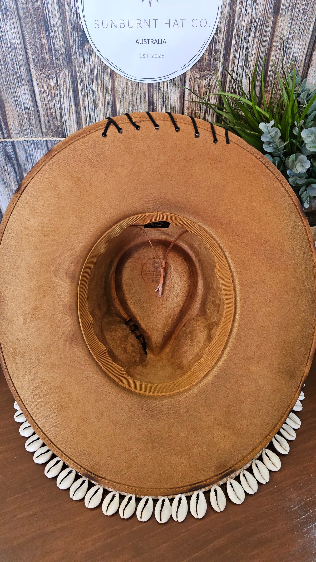 Outlaw Longhorn Design Wide Brim - Camel
