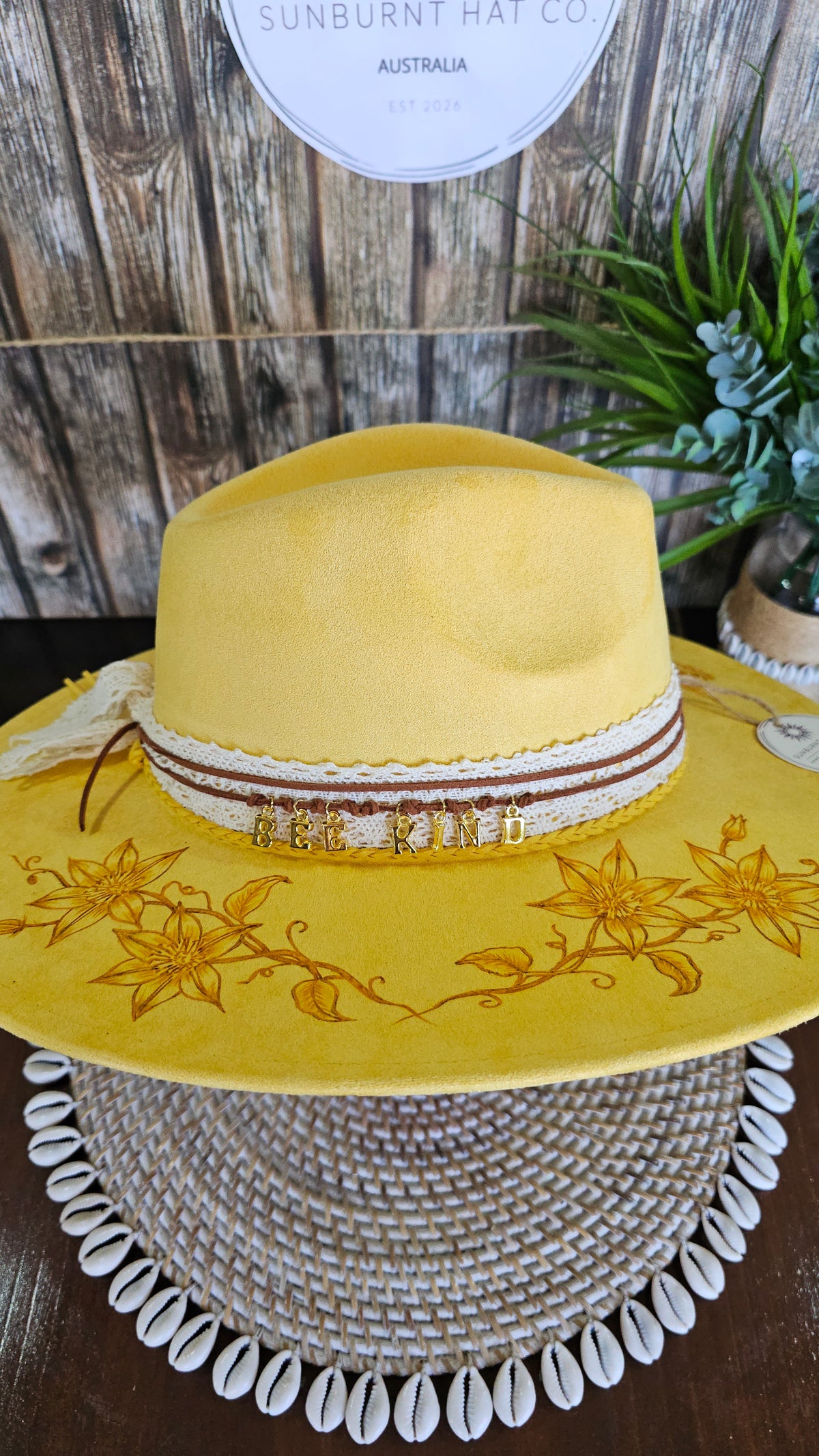 Bee Kind Design Wide Brim - Yellow