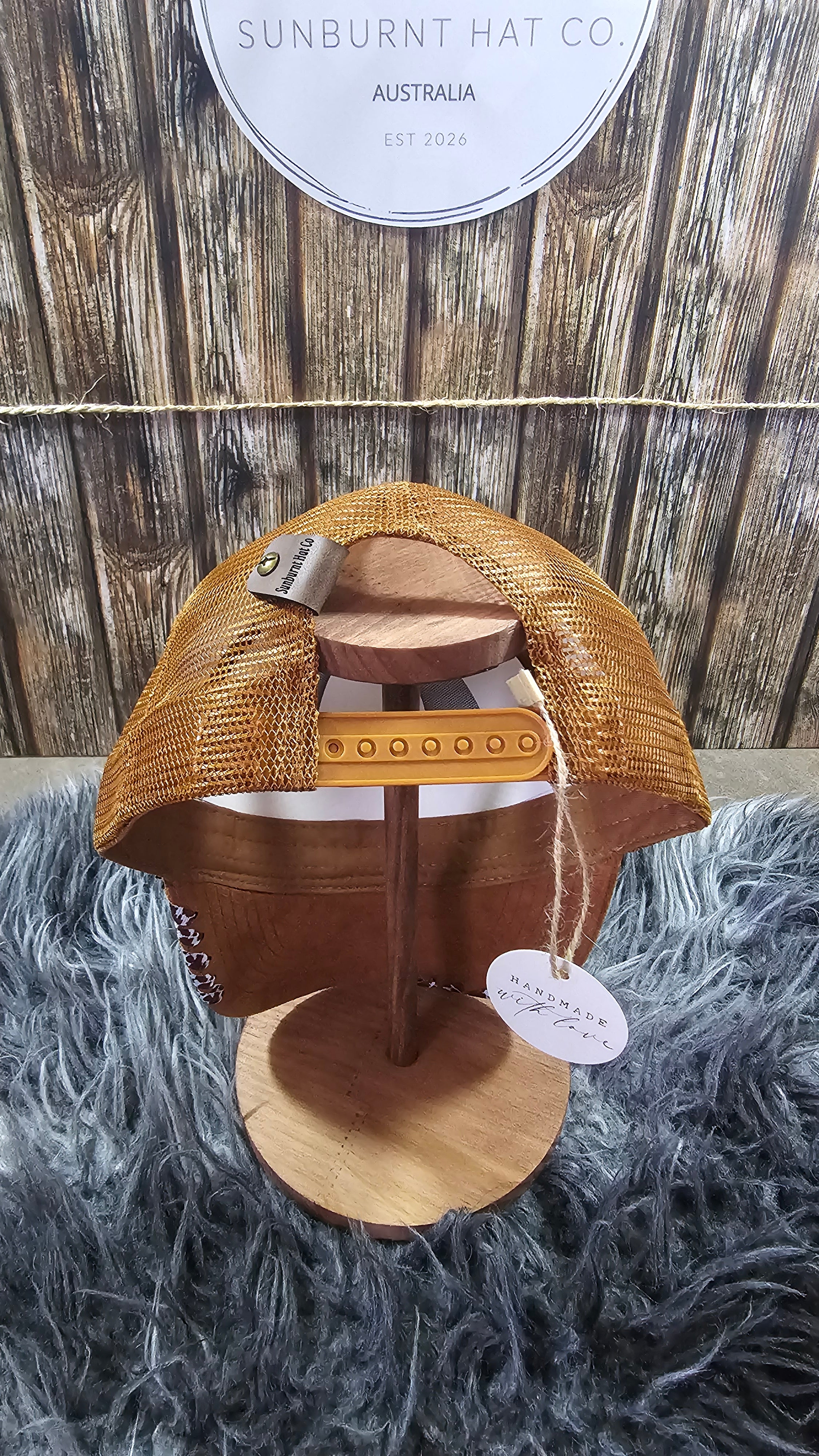 Trucker Hat Highland Cow - Camel