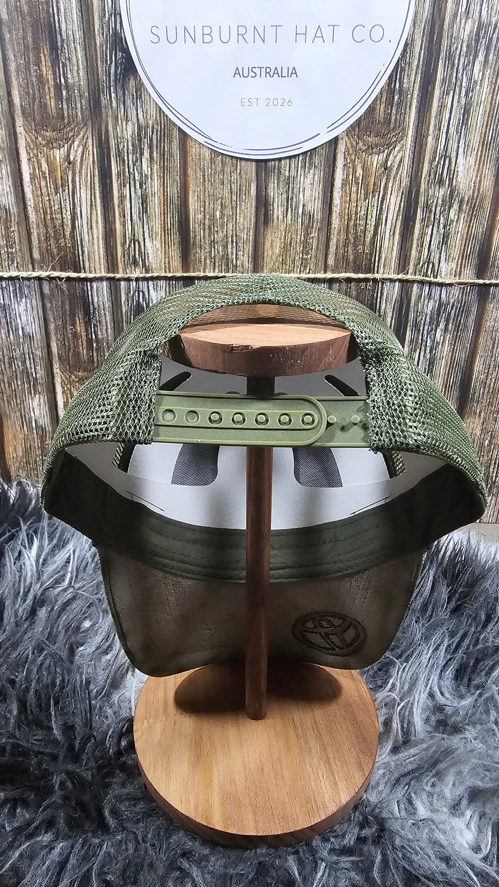 Trucker Hat Land Cruiser Design - Green