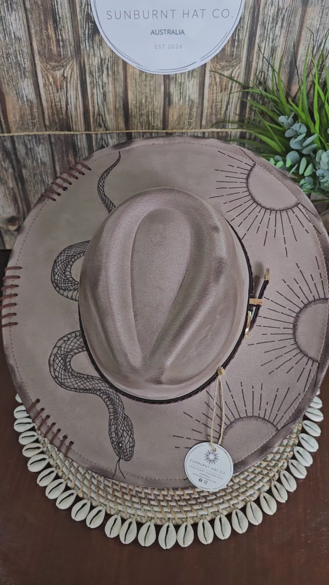 Snake Design Wide Brim - Taupe