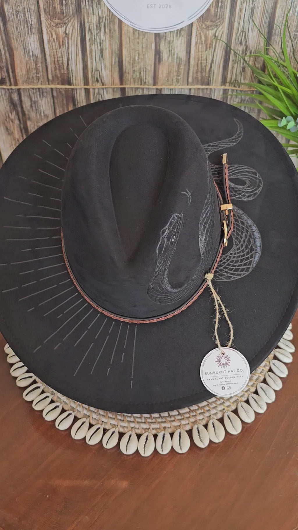 Snake Design Wide Brim - Black